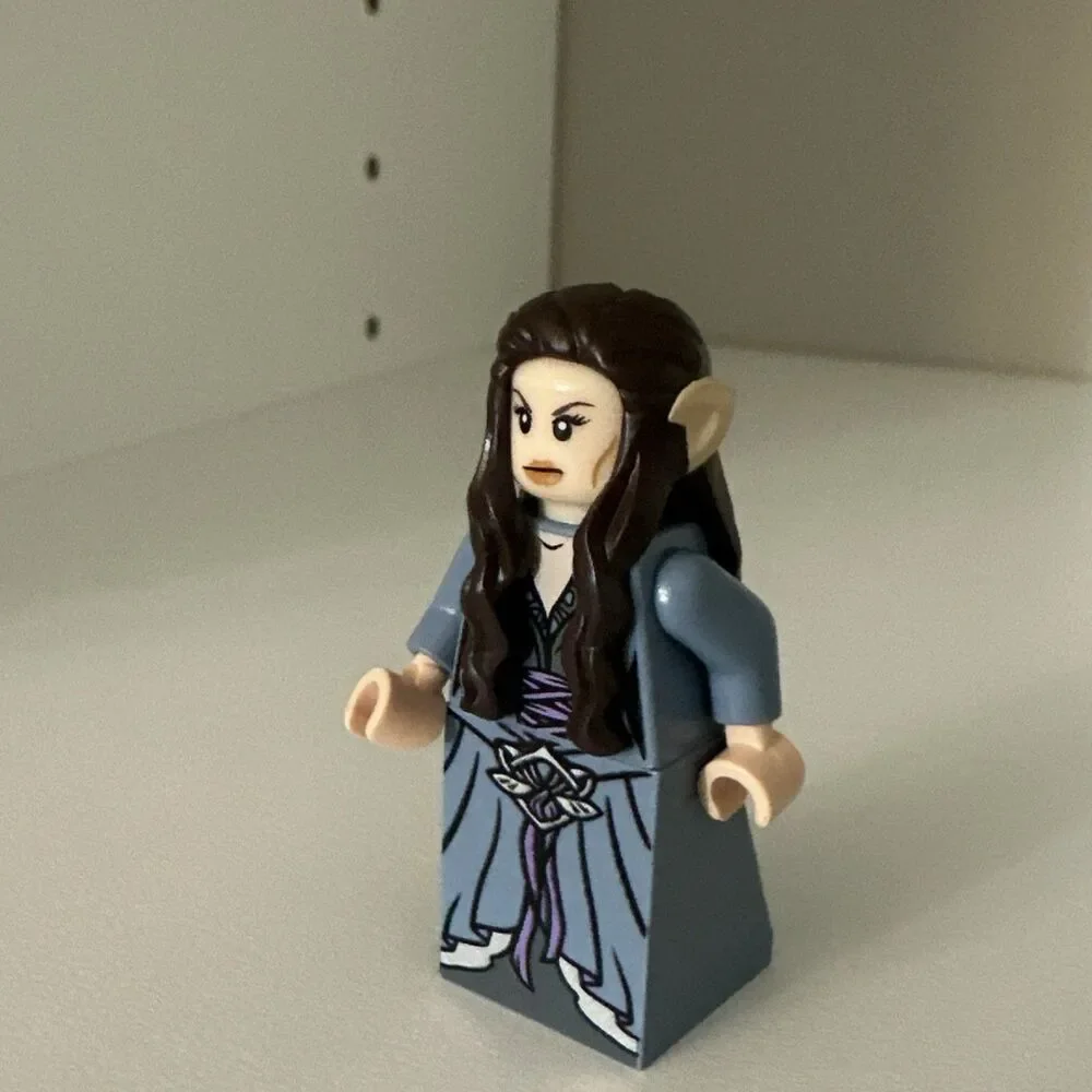 Lego selling from